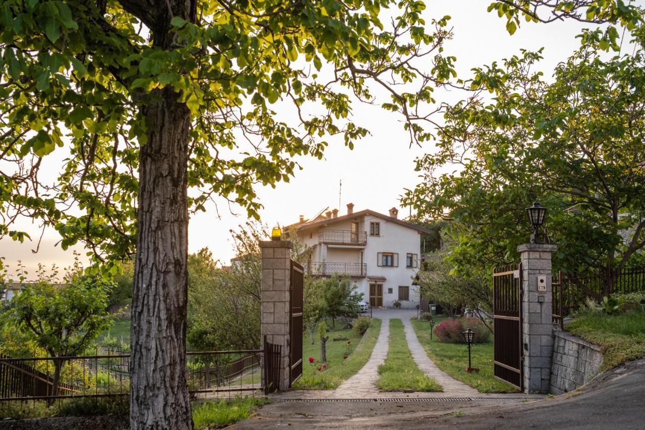 Apartma Oddih Dutovlje Luaran gambar